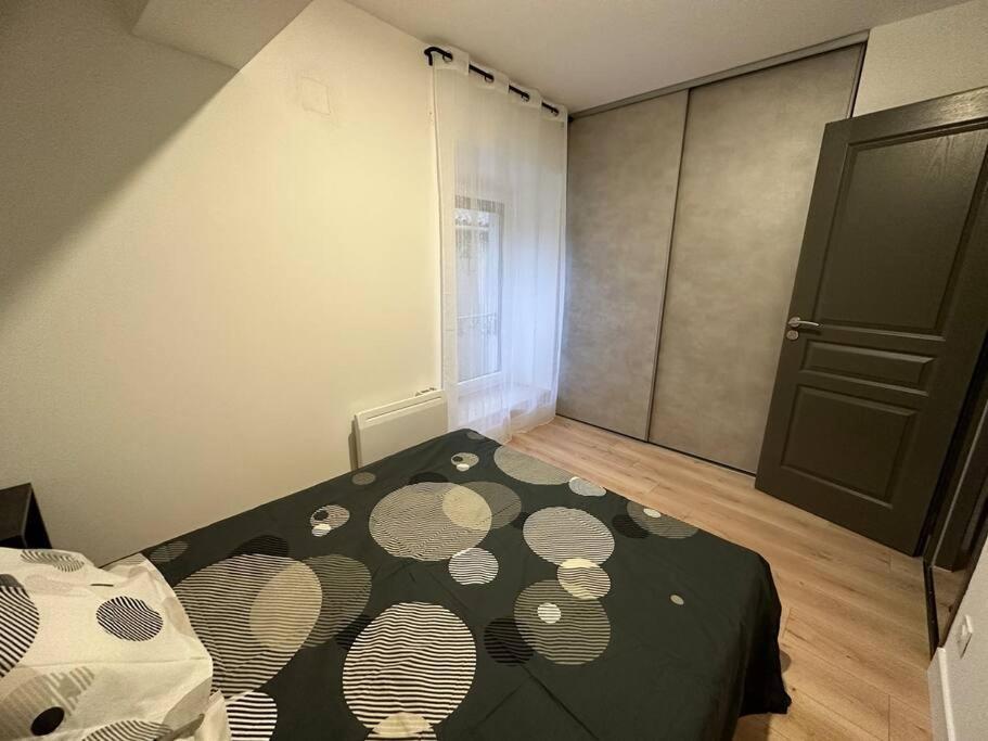 Chez Gaelle Apartment Trebes Bagian luar foto
