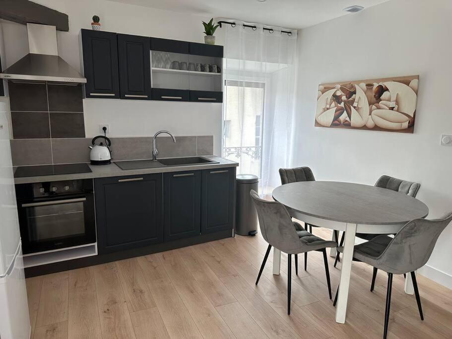 Chez Gaelle Apartment Trebes Bagian luar foto